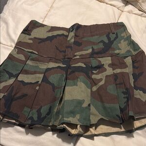 Camouflage Pleated Mini Skirt